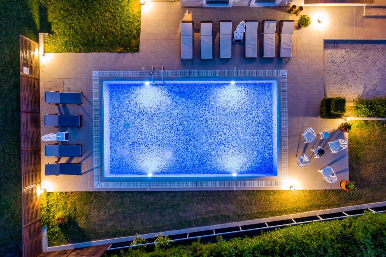 Mansion Rhodes